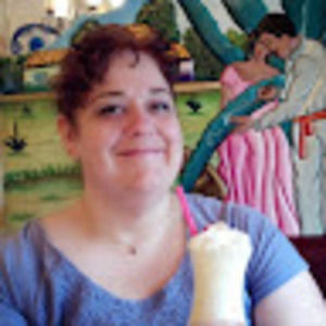 Meet your Posher, Lisa